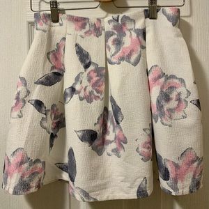 TOBI Pleated Floral Skirt